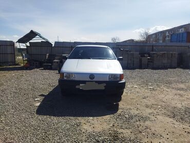 рамат б3: Volkswagen Passat: 1989 г., 1.8 л, Механика, Газ, Седан