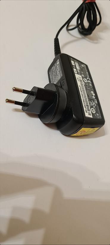 kupujemprodajem laptop: ☆ Polovan, ispravan Adapter Delta Electronics, model ADP-40TH A, koji — 3