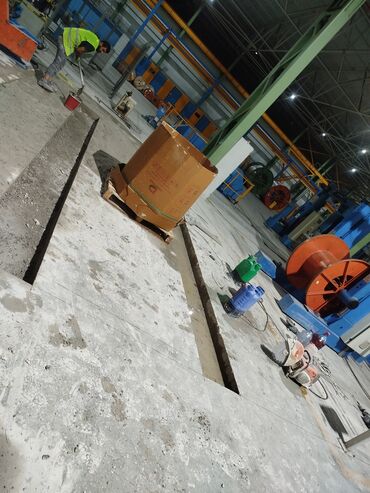 Beton işləri: Beton kəsmə beton deşmə xidməti Karot - HILTI DD 200 / 350 ilə 25 ° — 18