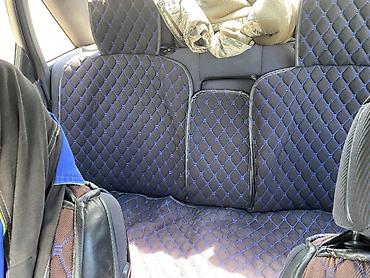 Audi: Audi 100: 1984 г., Седан — 8