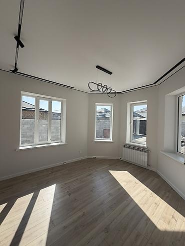 с ремонтом: 4 комнаты, 80 м², 4 соток, Аламедин (ГЭС-2), Собственник — 5