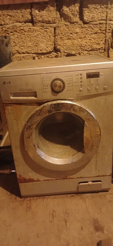 покупка стиральной машины: Paltaryuyan maşın LG, 6 kq, İşlənmiş, Avtomat, Qurutmasız, Kredit yoxdur, Ünvandan götürmə