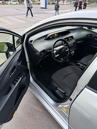 Toyota: Toyota Prius: 2016 г., 1.8 л, Автомат, Гибрид, Лифтбек — 7