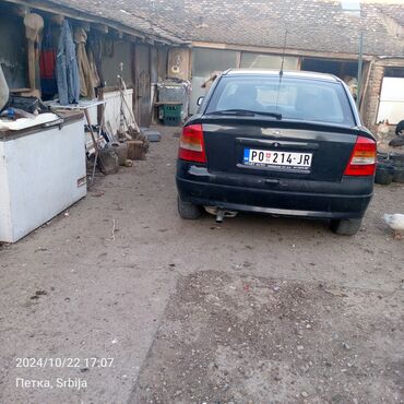 svecice za alfu 147 1 6 cena: Opel Astra: 1.6 l | 2000 г. Hečbek