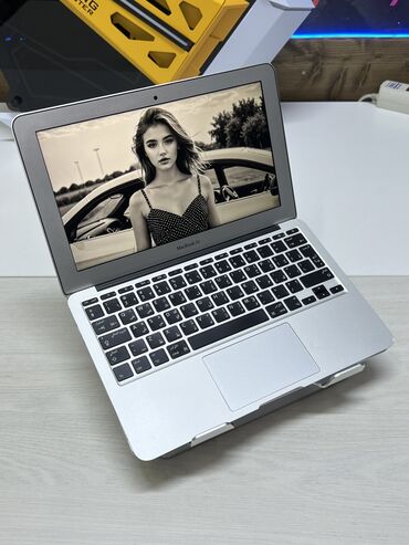 apple macbook air: Ноутбук, Apple, 4 ГБ ОЗУ, Intel Core i5, 12 ", Для работы, учебы, память SSD