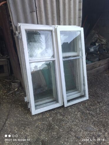 пластиковый окна двери: Деревянное окно, Комбинированное, цвет - Белый, Б/у, 134 *110, Самовывоз, Платная доставка