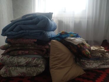 каракол крават: Безплатно Безплатно, Безплатно, Комплект постельных принадлежностей