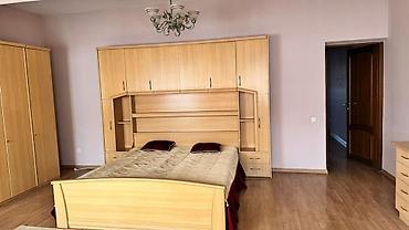 Долгосрочная аренда квартир: 3 комнаты, Риэлтор, Без подселения, С мебелью полностью — 9