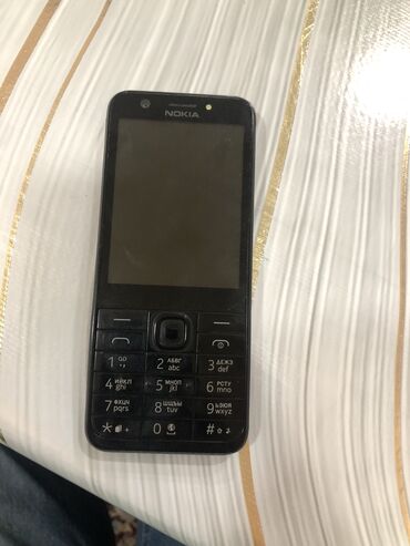 nokia mini telefon: Nokia 1, Düyməli