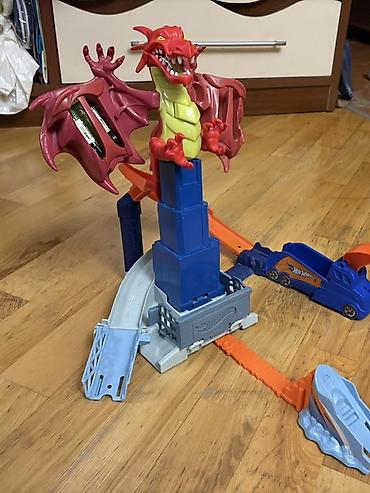 18 oyuncaqlar: Hot Wheels “Dragon Blast” tras oyuncağı Yaxşı vəziyyətdədir. Bütün — 1