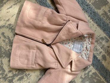 Верхняя одежда: Комбинезон с сердечками😍 Размер 6-12мес. Очень удобный) мягкий) — 11