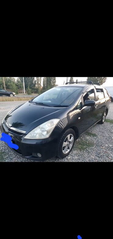 расрочка афто: Представленный автомобиль — черный минивэн Toyota Wish. Модель