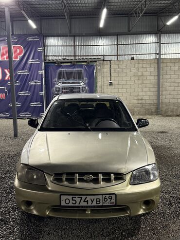 машины за 5000 долларов: Hyundai Accent: 2001 г., 1.5 л, Механика, Бензин, Пикап