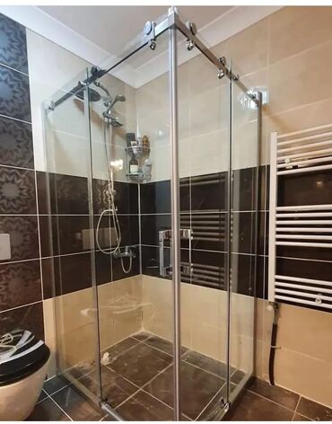 Duş kabinaları, arakəsmələr: Yeni Arakəsmə, Pulsuz çatdırılma — 11