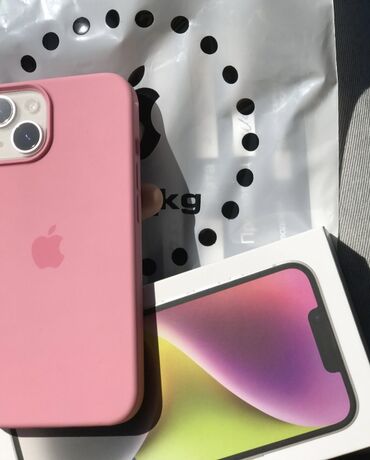 Apple iPhone: IPhone 14, Б/у, 128 ГБ, Белый, Защитное стекло, Чехол, Коробка, 86 %