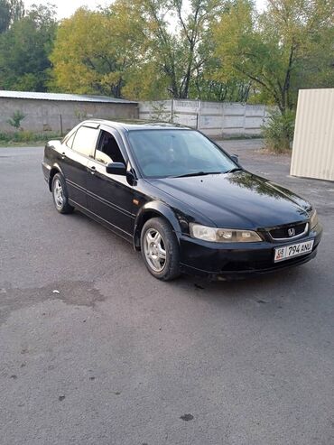 автомобиль субару: Honda Accord: 2000 г., 1.8 л, Автомат, Бензин, Седан