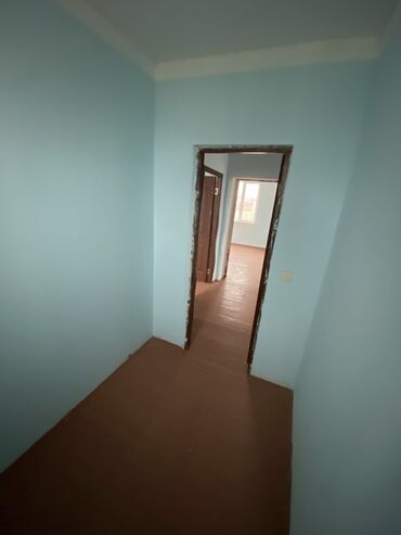 Həyət evləri və villaların satışı: 3 otaqlı, 81 kv. m, Kredit yoxdur, Orta təmir — 7