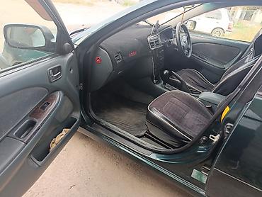 corolla 2004: Toyota Avensis: 2001 г., 2 л, Автомат, Бензин, Хэтчбэк — 6