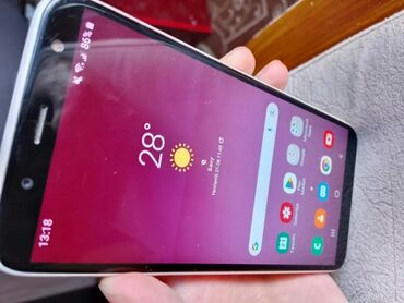 телефон fly черный: Satılır: 45m samsunq 32 yaddaş barmağ izi işləyir face id işləyir 2gün