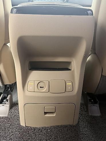 Kia: Kia Carnival: 2019 г., 2.2 л, Автомат, Дизель, Минивэн — 12