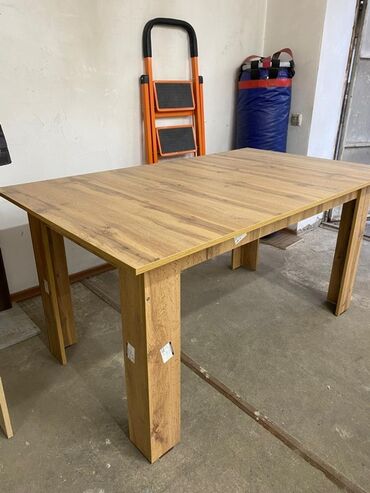 кухонный шкаф настенный: Обеденный/рабочий стол в стиле лофт - Материал: плита ЛДСП с