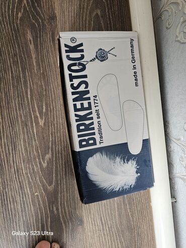 сколько стоят золотые обручальные кольца: Мужские сандалии, 38, Birkenstock, Новый, цвет - Коричневый, Самовывоз