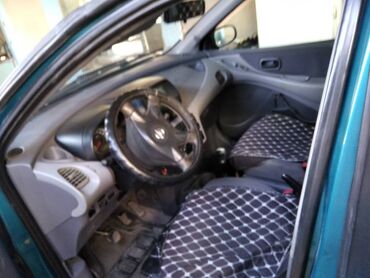 Nissan: Nissan Almera Tino: 1.8 л, Механика, Газ