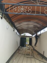 Naveslər, markizlər: Zobu dəmir konstruksiyalı dekorativ darvaza və maşınnömrəlik-canopy — 7