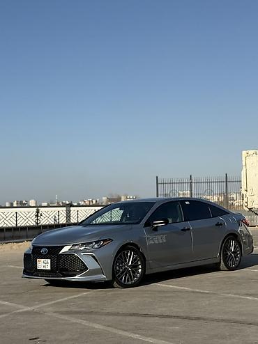 kolesa: Toyota Avalon: 2018 г., 2.5 л, Автомат, Гибрид, Седан — 4