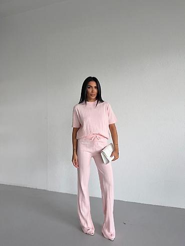 Kompleti: 🔥Vasi omiljeni kompleti 🔥Ponovo u prodaji od petka 🔝2800 din — 9