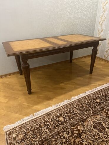 açılıb bağlanan masa: Qonaq masası, İşlənmiş, Açılan, Taxta, Dördbucaq masa