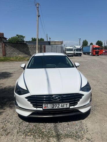 Hyundai: Hyundai Sonata: 2019 г., 2 л, Автомат, Газ, Седан