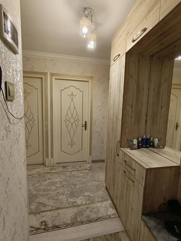 Köhnə tikili: Bakı, 3 otaqlı, Köhnə tikili, m. Xalqlar Dostluğu, 75 kv. m — 12