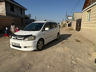 camry 70 универсал: Toyota Ipsum: 2001 г., 2.4 л, Автомат, Минивэн — 5