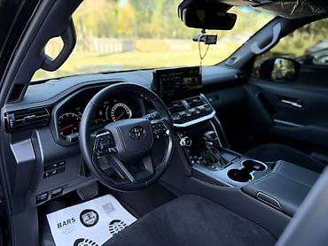 машыны за 300000: Toyota Land Cruiser: 2024 г., 3.5 л, Автомат, Бензин, Внедорожник — 5