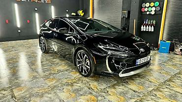 детайлинг: Toyota Prius: 2023 г., 2 л, Автомат, Гибрид, Лифтбек — 1