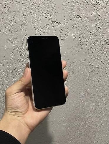 Apple iPhone: IPhone Xr, Белый, 68 % — 2