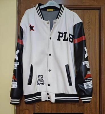 Kişi ücün.oversize model.36/38/40/42ölcüyı qeder geyinə bilər