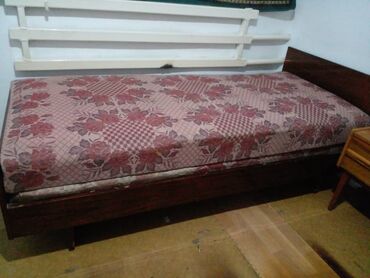 мягкий мебель бу: Односпальная Кровать, Б/у