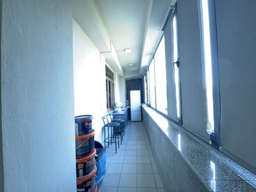 Офисы: Сдаю Офис, 170 м², В бизнес центре, С отдельным входом, 1 линия, С оборудованием — 9