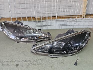 Передние фары: Комплект передних фар Peugeot 2000 г., Б/у, Аналог — 23