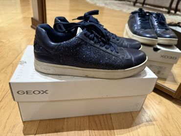 женские кроссовки nike zoom: GEOX qadın krossovkası - Brend: GEOX - Model: parıldayan teksturalı