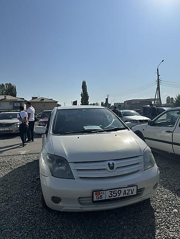на вариант: Toyota Ist: 2002 г., 1.5 л, Автомат, Бензин, Хэтчбэк — 1