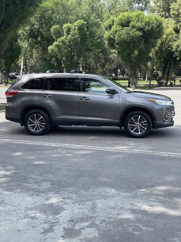 Toyota: Toyota Highlander: 2019 г., 3.5 л, Автомат, Бензин, Внедорожник — 4