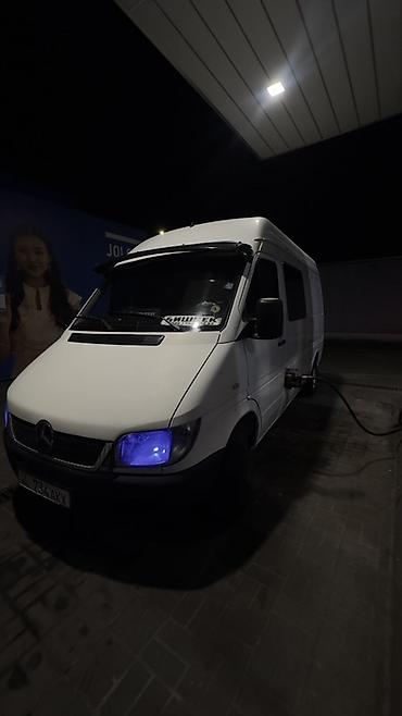 капот sprinter: Mercedes-Benz Спринтер: 2004 г., 2.2 л, Механика, Дизель, Фургон — 8