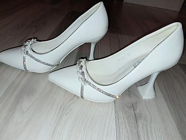 deri godekceler: Tuflilər, Ölçü: 35, rəng - Ağ, Yeni — 2