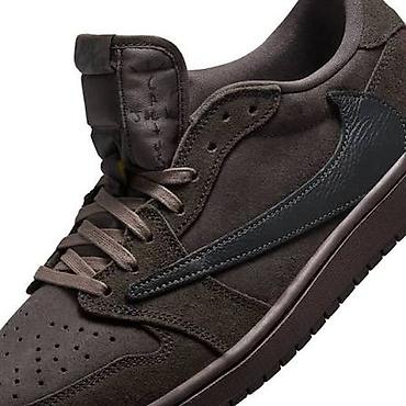 nike s: Мужские кроссовки, 43, Nike, Новый, цвет - Коричневый — 1