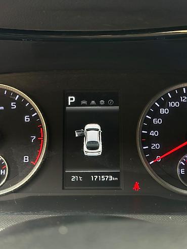 Продажа авто: Kia K5: 2020 г., 2 л, Автомат, Газ, Седан — 5