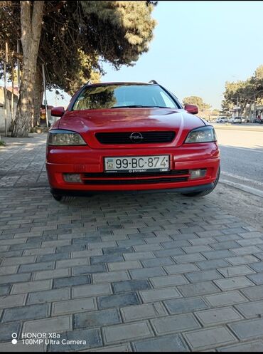 opel omeqa: Opel Astra: 1.8 l | 1998 il | 263727 km Universal