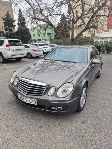 Mercedes-Benz: Mercedes-Benz E 230: 2.5 l | 2007 il Sedan — 3